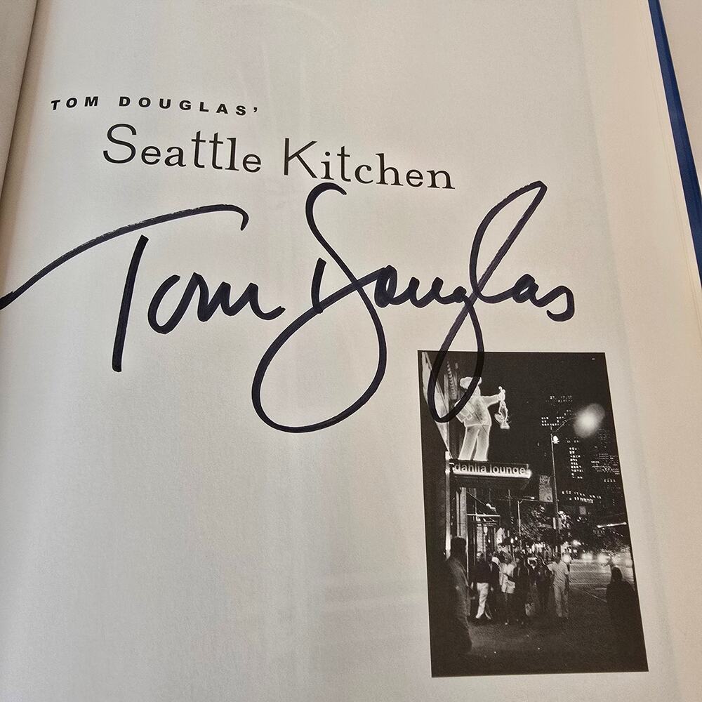 Signed Tom Douglas Seattle Kitchen Cookbook Guide 2001 Vtg Y2k Culinary Foodie